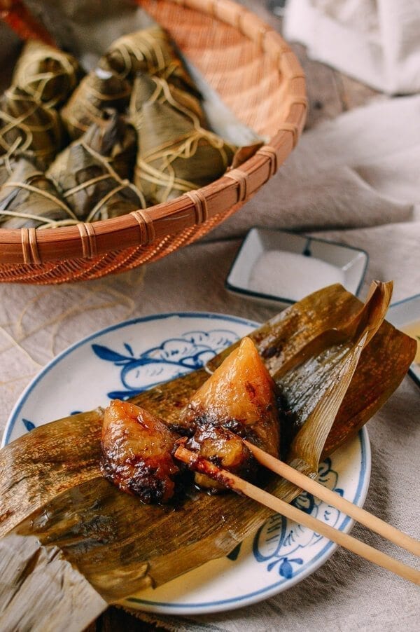 Jianshui Zong (Alkaline Rice Dumplings - 碱水粽), by thewoksoflife.com