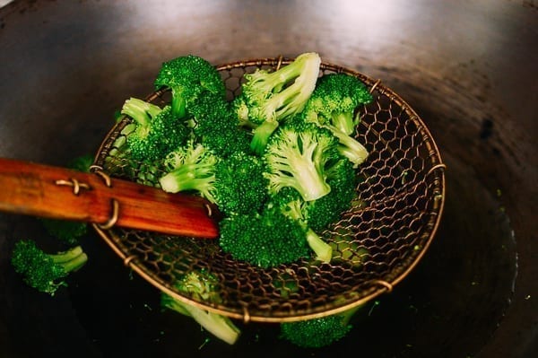 Blanching Broccoli, thewoksoflife.com
